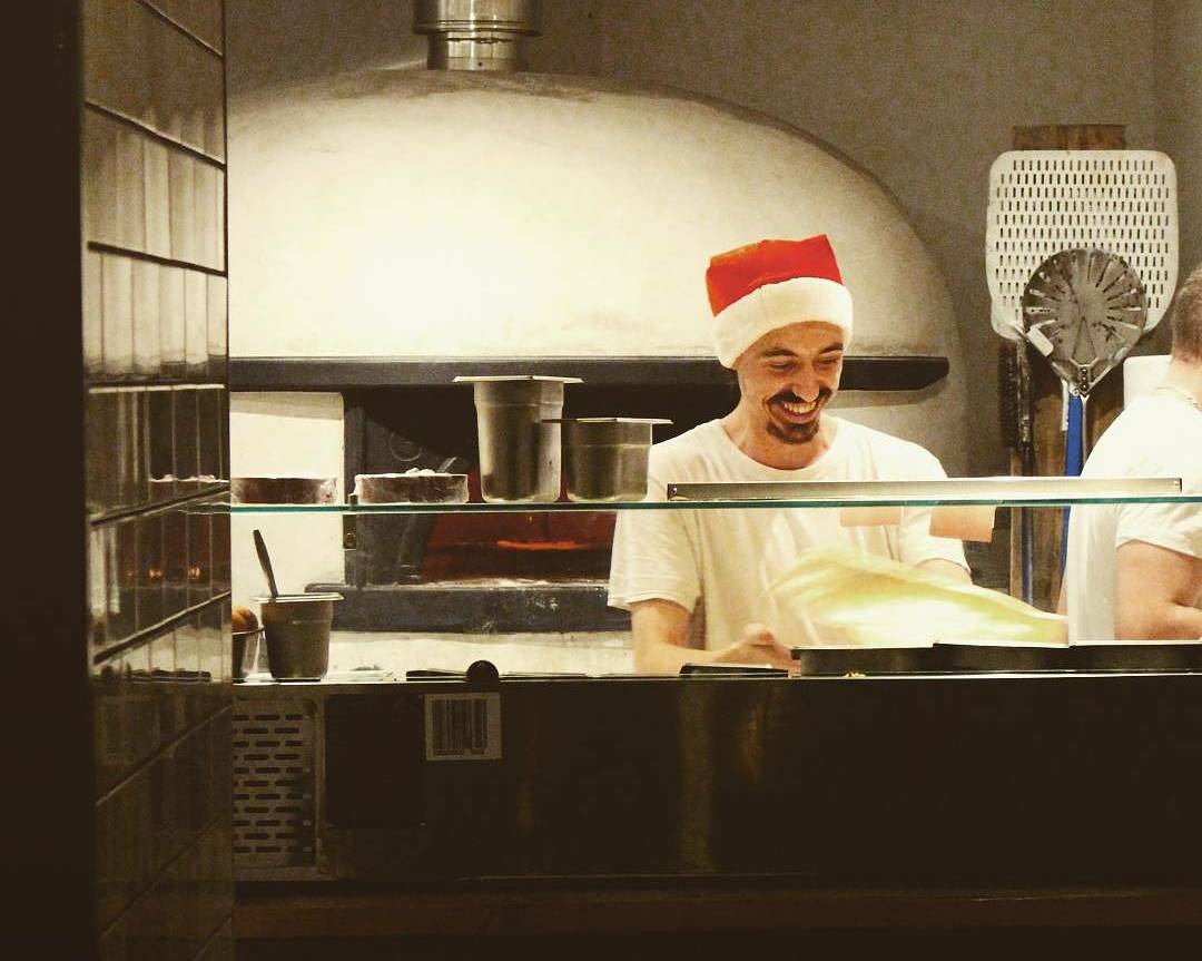 LubensPizza's tweet photo. Our brand new #christmas menu is full of our own takes on festive favourites. Tables are filling fast, book soon to avoid disappointment! 🎅🍕 https://t.co/rxxgIeCg4o