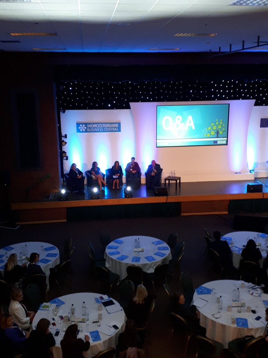 HW_Chamber's tweet photo. Q&amp;A with the panel #WBCon https://t.co/BlsQ3RCLfC