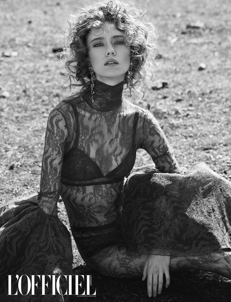 L' Officiel Azerbayjan 
Photo by me
laurence.es