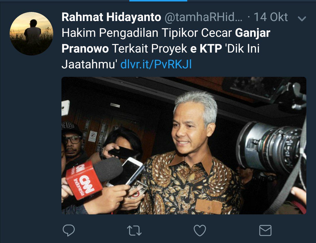 gustaveffend1's tweet photo. @sekitarSOLO @sudirmansaid @Takviri @kangdede78 Kalau pak Ganjar bagaimana? beliau ubanan, ora korupsi. ora ngapusi. e-KTP digarong, rakyat kendeng dtindas. walah walah https://t.co/gjlJ0TUu9w
