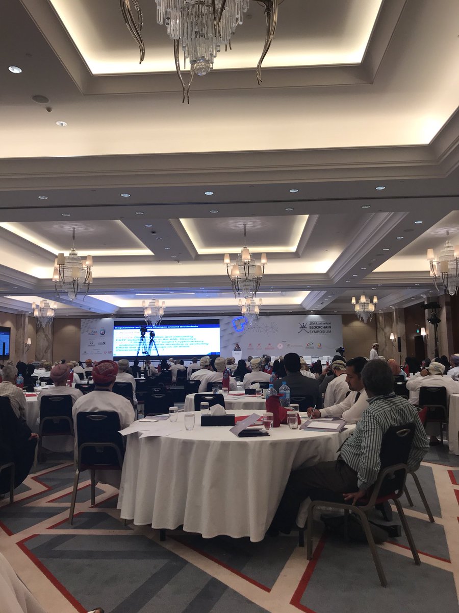k_albusaidi's tweet photo. جانب من جلسات سلسة الكتل بمسقط #BlockchainOman https://t.co/X9kxJt9yQ3