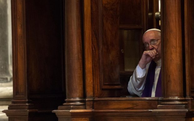 N_CatholicBlog's tweet image. Who do Popes, Bishops and Priest confess to? catholic-catechism.com.ng/popes-bishops-…