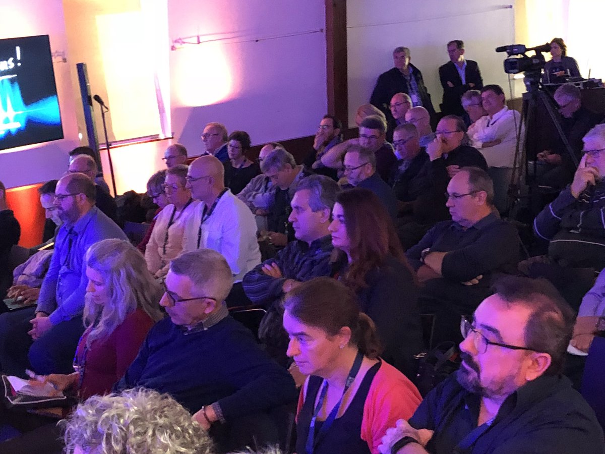 UNSA_officiel's tweet photo. Luc #Berille intervient au 3ème congrès de @UNSAIndustrie la Fédération Industrie &amp; Construction #CongresUFIC2017 https://t.co/nPI3lB87AB