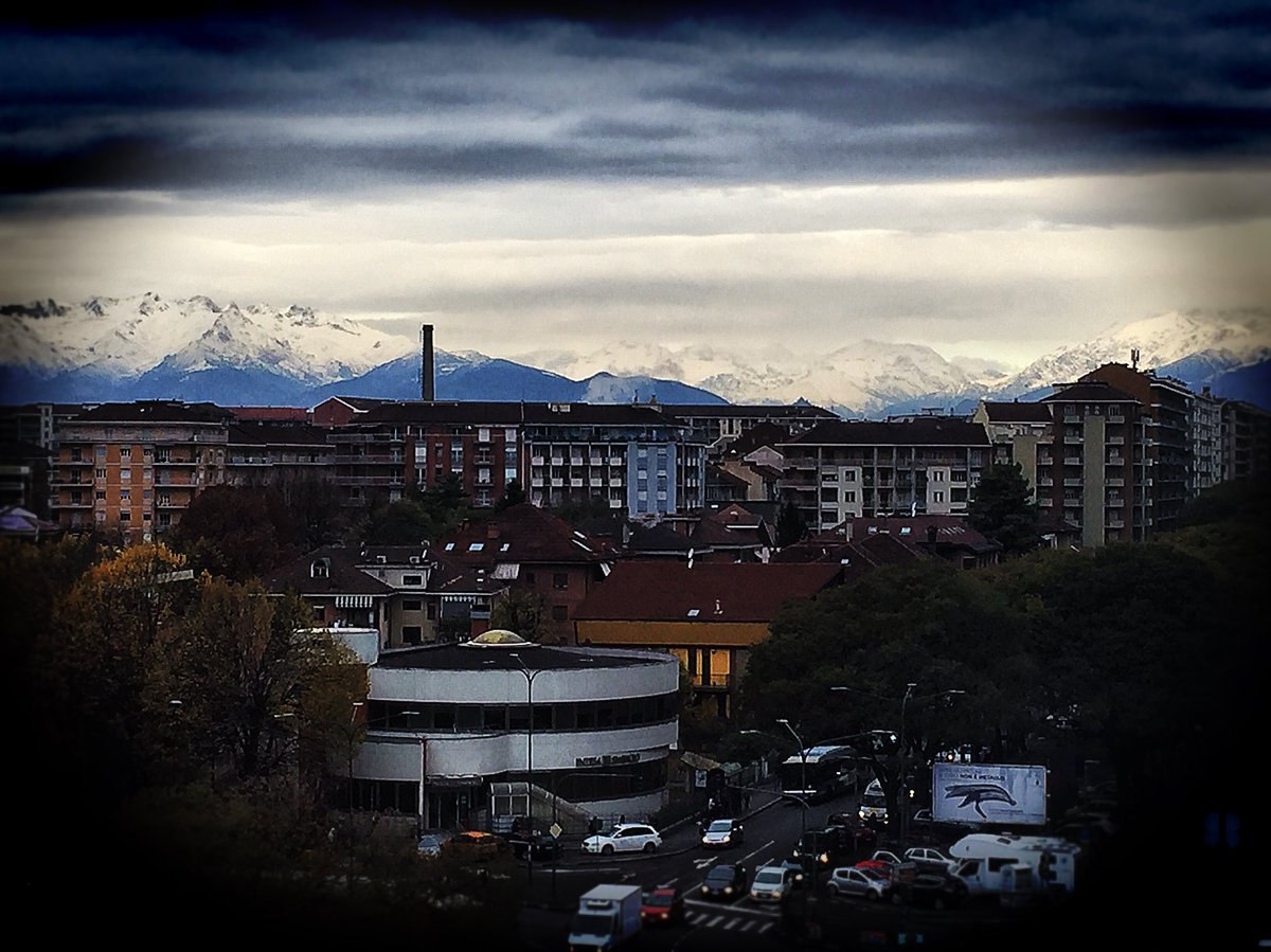 andreacaretenor's tweet photo. Home sweet home! ❤️#Turin #italy #HomeSweetHome #home #alps #piedmont #andreacare #andreacaretenor #operasinger #amazingviews https://t.co/8UxFQnVuoT