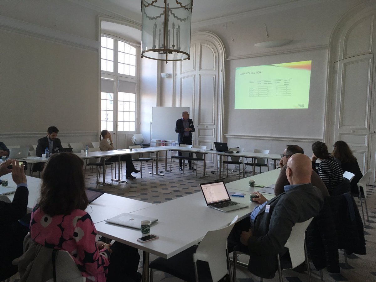 TimVirginie's tweet photo. The meeting @CROSSCUT_EU, how does it work ? had just started ! Want to learn about interdisciplinarity ? Follow #crosscut #education https://t.co/jL48xvcuj9