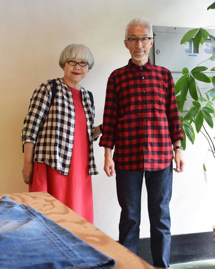 【雑誌掲載情報】
本日発売の「大人のおしゃれ手帖」12月号(宝島社)の広島・尾道を巡る旅企画にて、尾道デニムを掲載していただいております。
Instagramでも大人気のお二人、bonpon511こと関さんご夫婦にお越しいただき… ift.tt/2hOzXeX