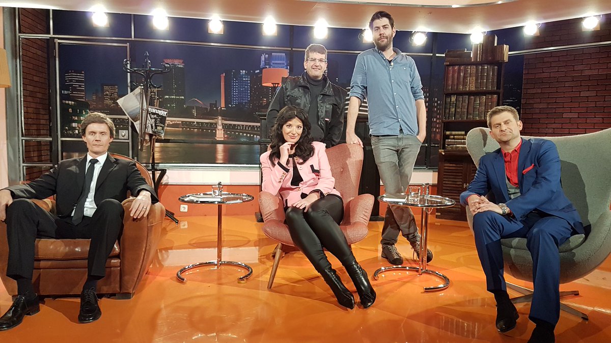 clausvonwagner's tweet photo. #dieanstalt | HEUTE | 22.15 | ZDF https://t.co/GZ2sVu1693