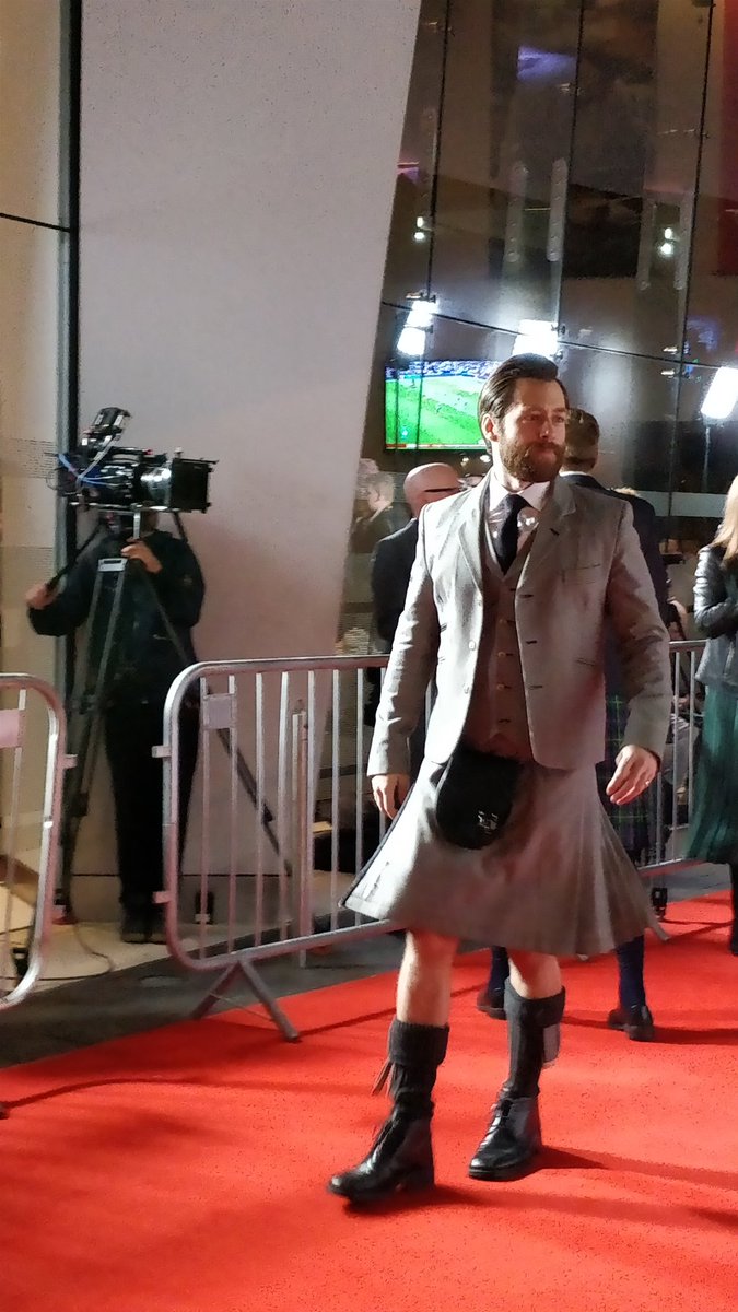 sassenach_tours's tweet photo. #RichardRankin on the red carpet at the #BAFTAScot17 #BAFTAScot2017. He is adorable. https://t.co/jz60IoXbiI