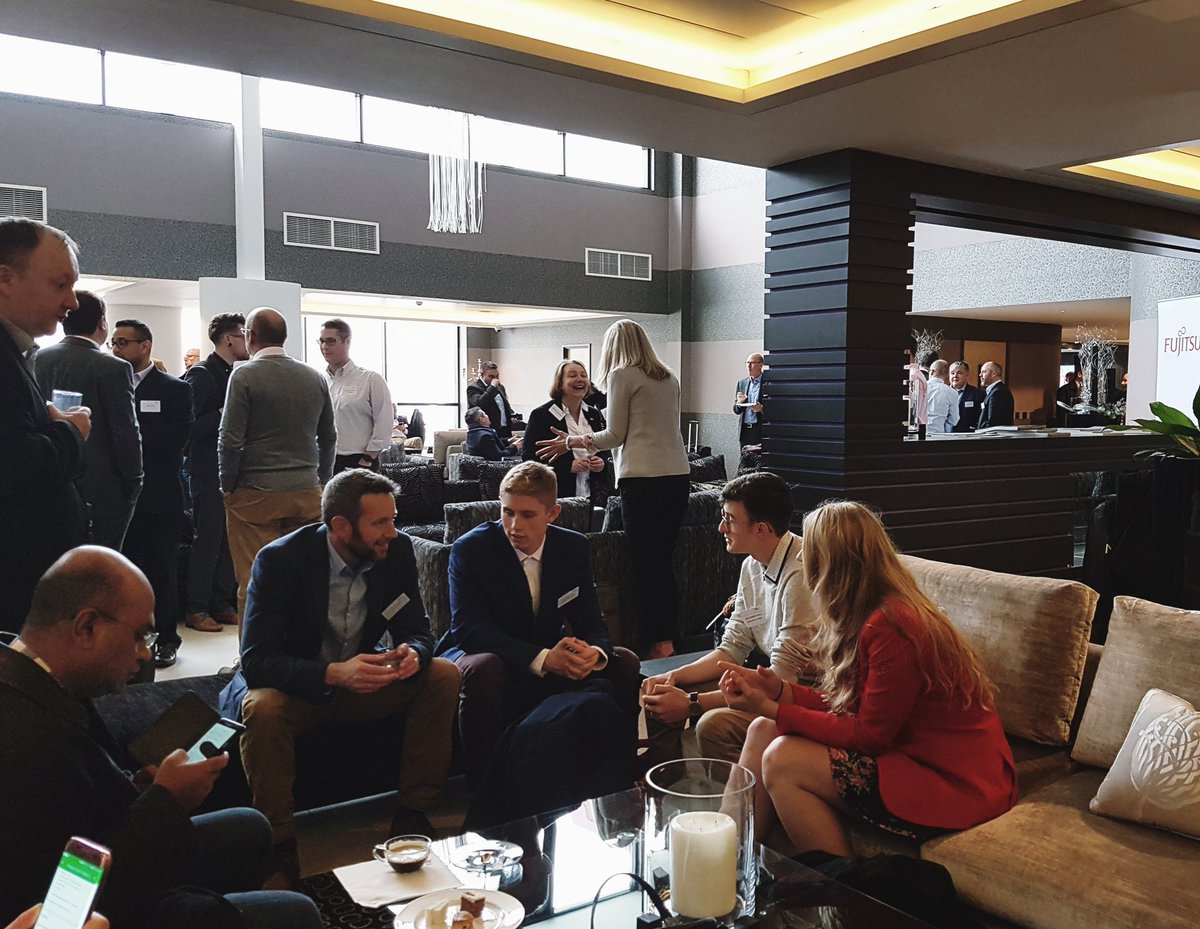 SammyAspden's tweet photo. Networking in departures. Fantastic experience already team #OperationInnovation @sdcollege @SDCFashion @SDCHiTech @sdc_digital https://t.co/JdV2RUVTNA