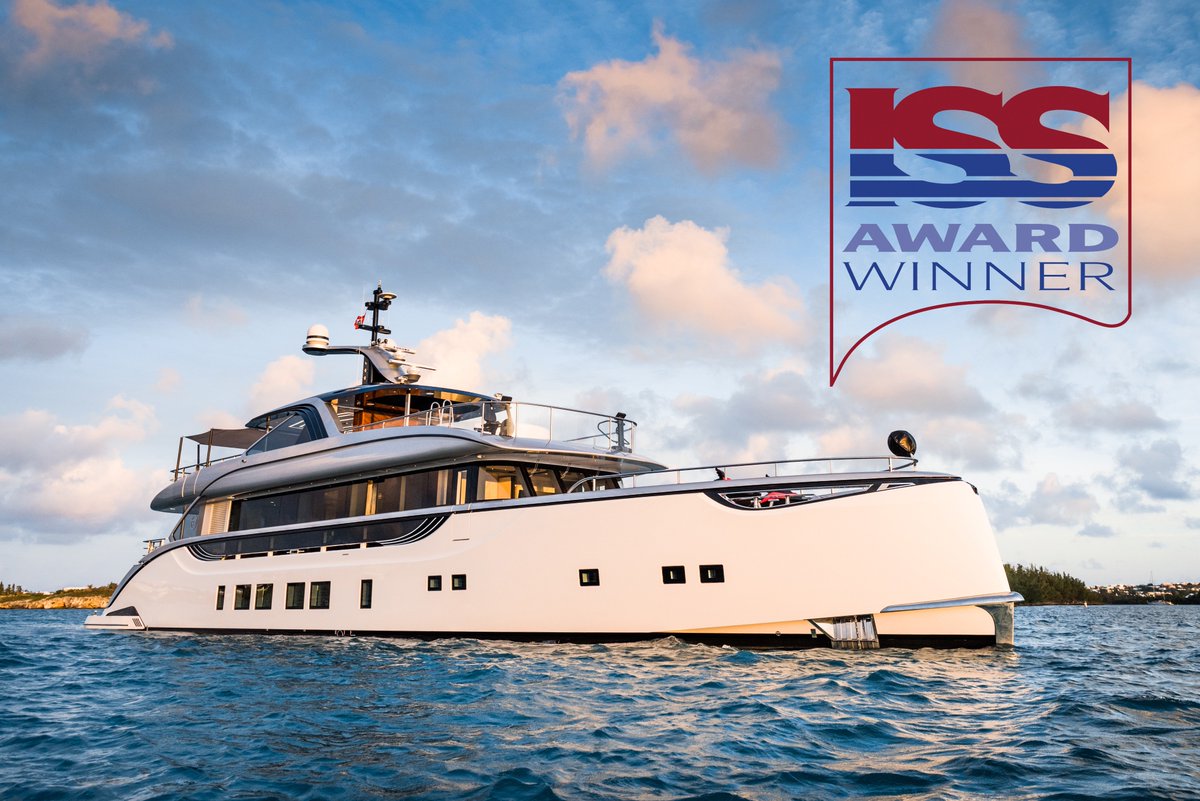 DynamiqYachts's tweet photo. JETSETTER TAKES TOP U.S. AWARD BACK HOME
#LiveSmartBeDynamiq #SuperYacht #Monaco https://t.co/GWcWBZqoun