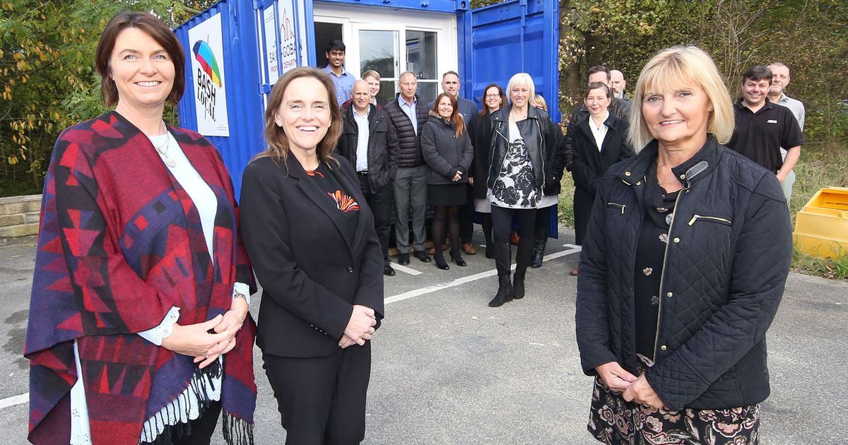 Bash Local tweet media