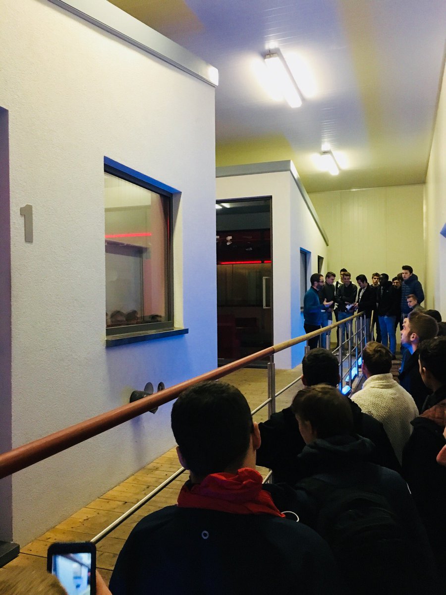 Rob_vanDun's tweet photo. Zeer goed ontvangen bij #JAGA met interessante bijscholing en visie op verwarming! #weareenergietechnologie #ThomasMore https://t.co/WIOiaIQuNh