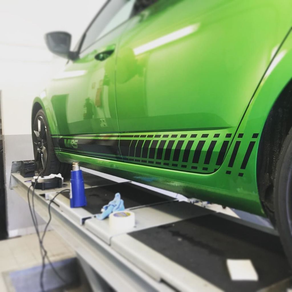 Tideco1's tweet photo. #decals #skodaoctaviars #application #skoda #tideco https://t.co/yFHh7QOhCd