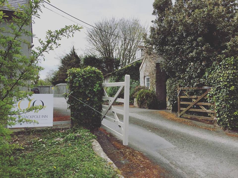 TheStackpoleInn's tweet photo. Busy week here at The Inn, come and join us for our 2 courses for £10 offer Monday to Thursday, lunch and dinner #thestackpoleinn #goodfood https://t.co/cWNtkGbQyW