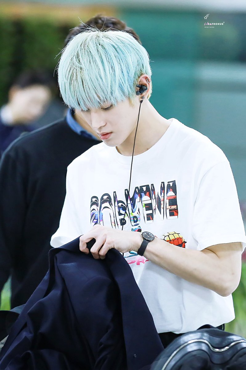 patronus0701's tweet photo. 171103 김포 
#태용 #TAEYONG #NCT127 #NCT 
(*¯︶¯*) https://t.co/fp3ZcuMeyy