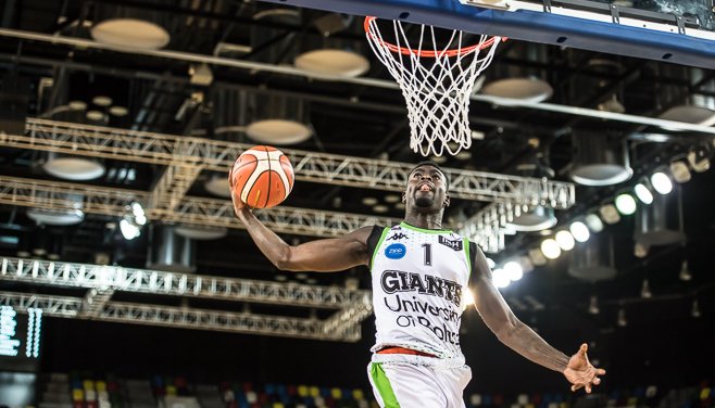 BradHoopsfix's tweet photo. #BBLStats: David Kadiri had 23pts/13rbs in @McrGiants' first win of 2017-18 - leads the league in double-doubles with 3. #BritishBasketball https://t.co/Ibs4KnUA5L