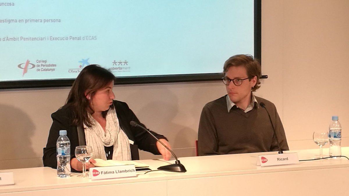 #EstigmaPresó Taula amb persones q han passat x presó, moderada per <a href="/fatimallambrich/">Fàtima Llambrich</a> "És un trencament absolut, un aïllament total" RPinilla