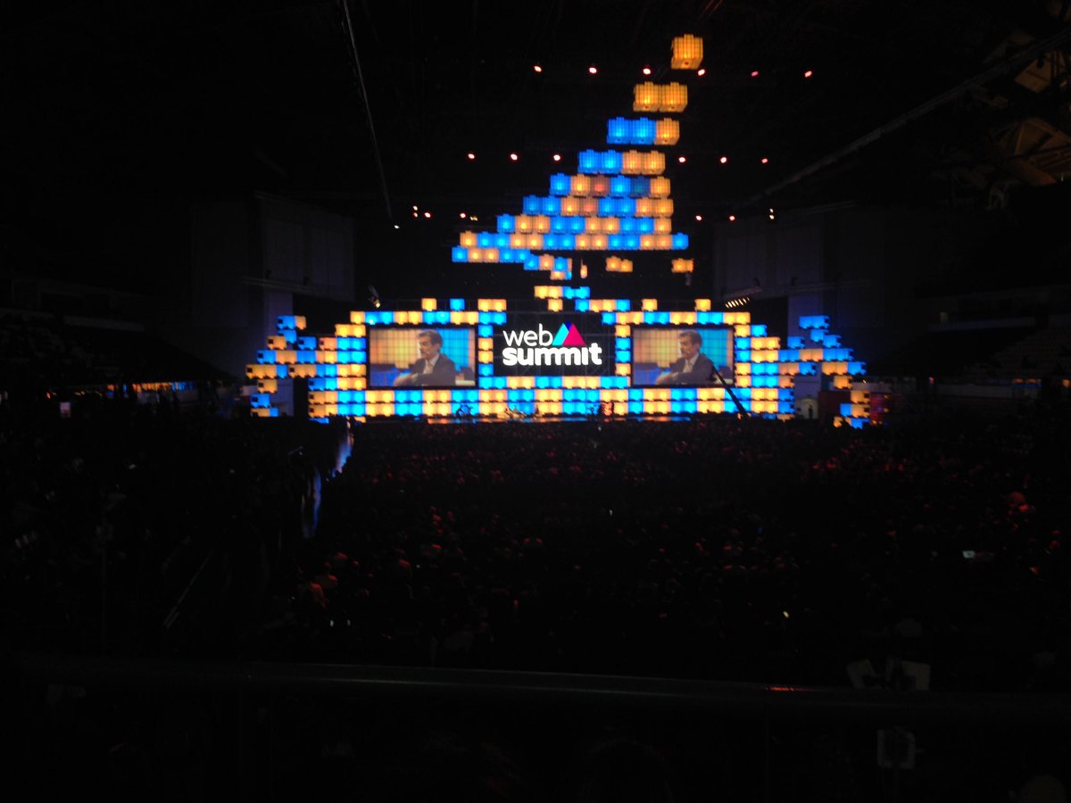 lelesaarts's tweet photo. @DrOz about not having to make every moment superproductive - you have to have time for yourself #WebSummit https://t.co/YcyZREzAt4