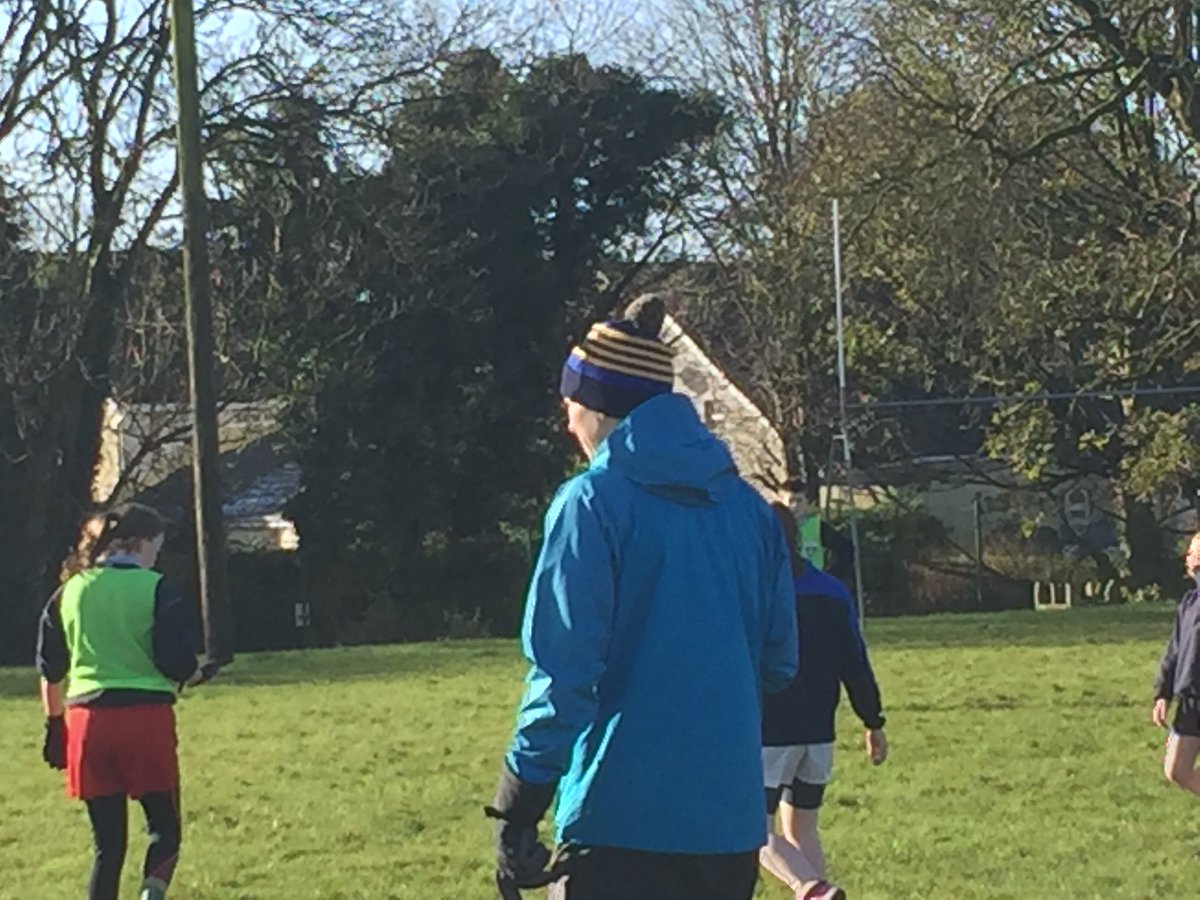 AbbeylaraNS's tweet photo. GAA coaching with Damien Sheridan in the sun this morning https://t.co/wuvz7fJggO