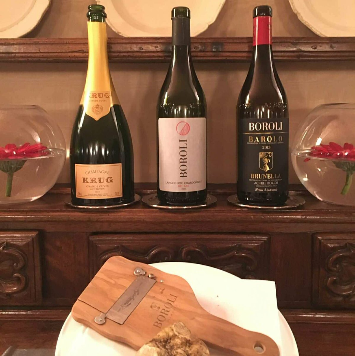 Vini di qualità &amp; ottima compagnia, alla #LocandaDelPilone non ci facciamo mancare nulla! Grazie a IGP per essere stati nostri ospiti