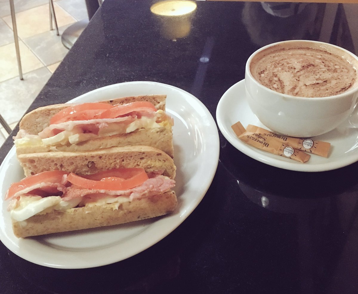 ᑎEIᒪ ᑕᗩᖇᖇ tweet media