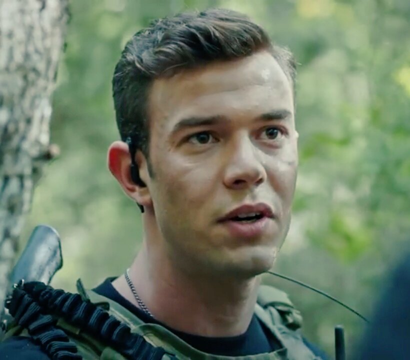 AsenaCaravaggio's tweet photo. Banada Feyzo kadar tatlı, sempatik, yakışıklı, güzel kalpli bir görücü bulursunuz insallah canim ailem 😂🙏😍 #Feyzo #Söz #AytaçŞaşmaz https://t.co/e3j5sOry5m