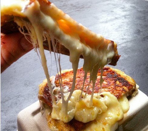 Make Wednesday's cheesy with the grilled cheese and a beer or wine £8 deal from <a href="/archiesbarLDN/">Archie's - Deptford</a>
🧀🍺🧀🍺 #lunch #dinner deptfordmarketyard.com/grilled-cheese…