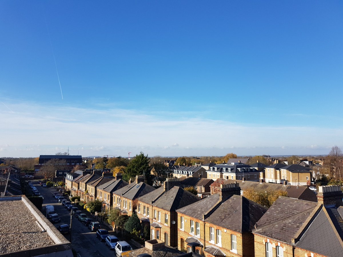 Great sunshine views over #Windsor and #WindsorCastle yesterday as we carried out a Fire Risk Assessment. #LoveSurveying <a href="/RICSnews/">RICS</a>