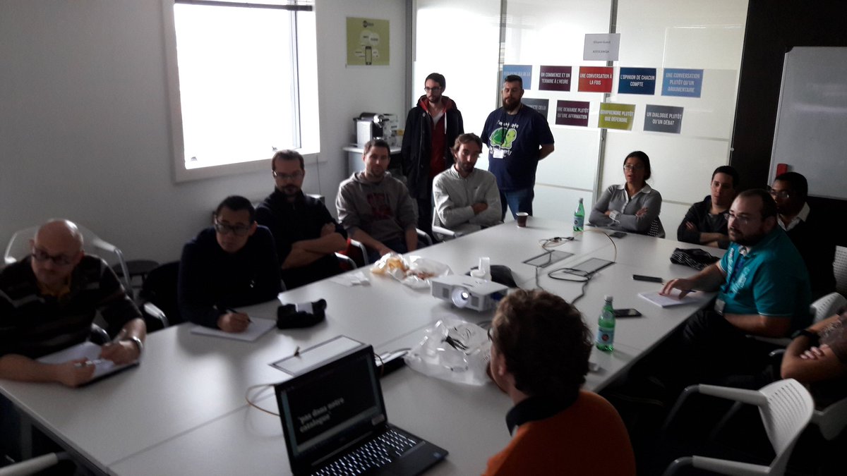 cedr1q's tweet photo. Présentation d'un retour sur le @devopsREX 2017 par @jbarascut @sii_rhonealpes #DejTech #DevOps #victmesdenotresucces https://t.co/xai9HmyWCI