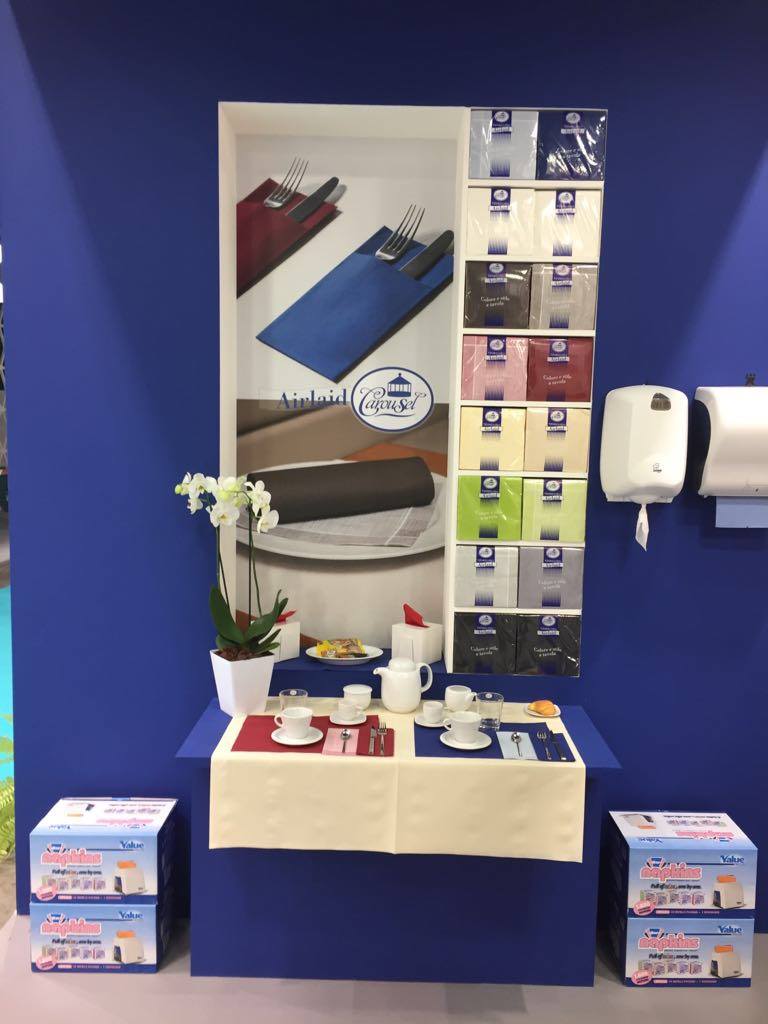 Carind_Tissue's tweet photo. Grande successo per Carind che conquista operatori di settore e buyer internazionali alla fiera Host Milano 2017!!
https://t.co/T6vHQd5f4u https://t.co/O8nj1EsV1E