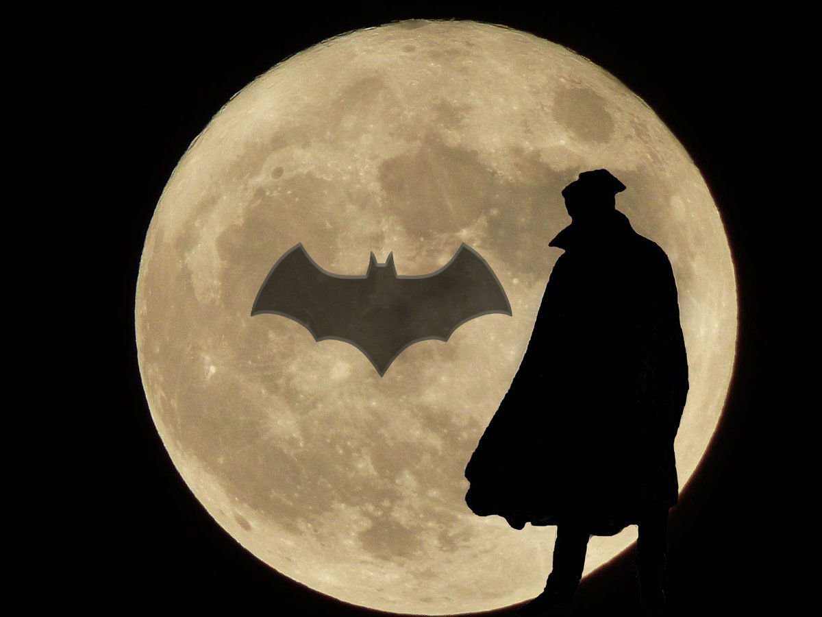 guardiacivil's tweet photo. Por qué llamar a Batman,  mejor a nosotros, somos producto nacional y también tenemos capa (bueno ahora no)
y la llamada es más barata
☎️062 https://t.co/Hs3FifhAUc