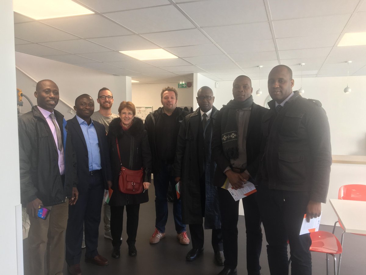 univ_parisseine's tweet photo. Visite de @labboite de l'université virtuelle de Côte d'Ivoire. Echange sur les innovations pédagogiques et les synergies éducation/ville. https://t.co/AwP5tXwoHh