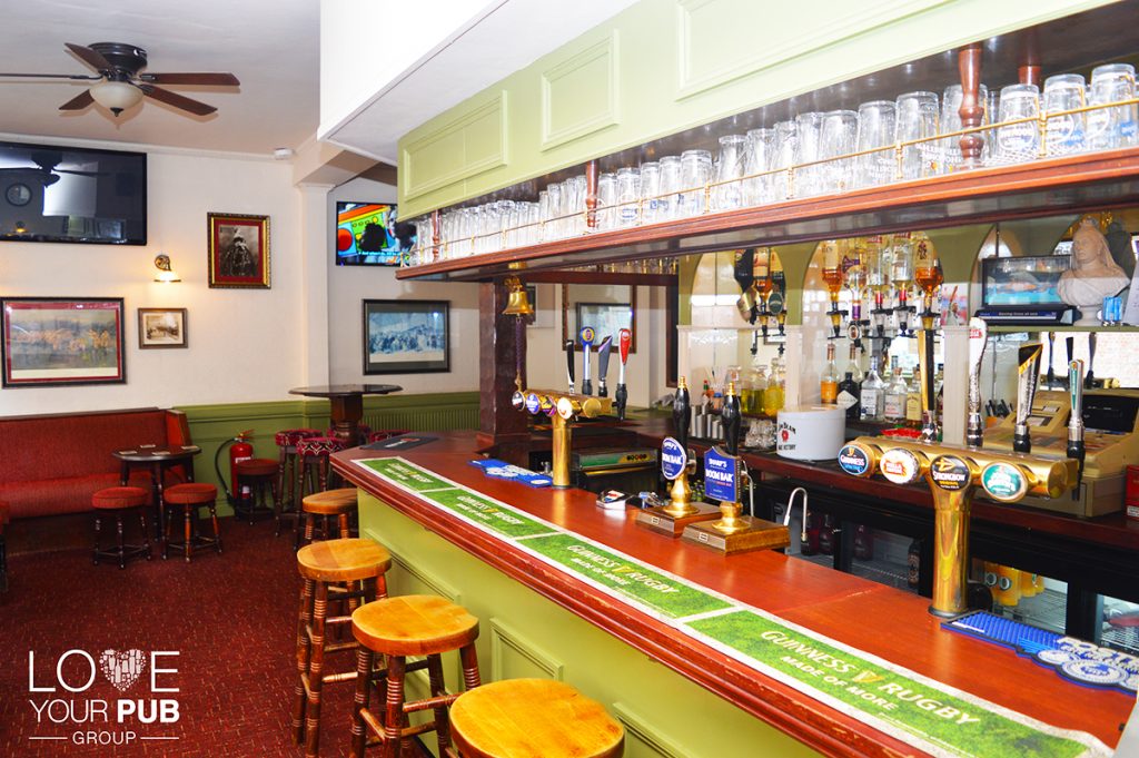 LoveyourpubInfo's tweet image. West Sussex Local Pubs With Real Ale - The Victoria Inn Bognor - loveyourpub.co.uk/other-news/wes…
