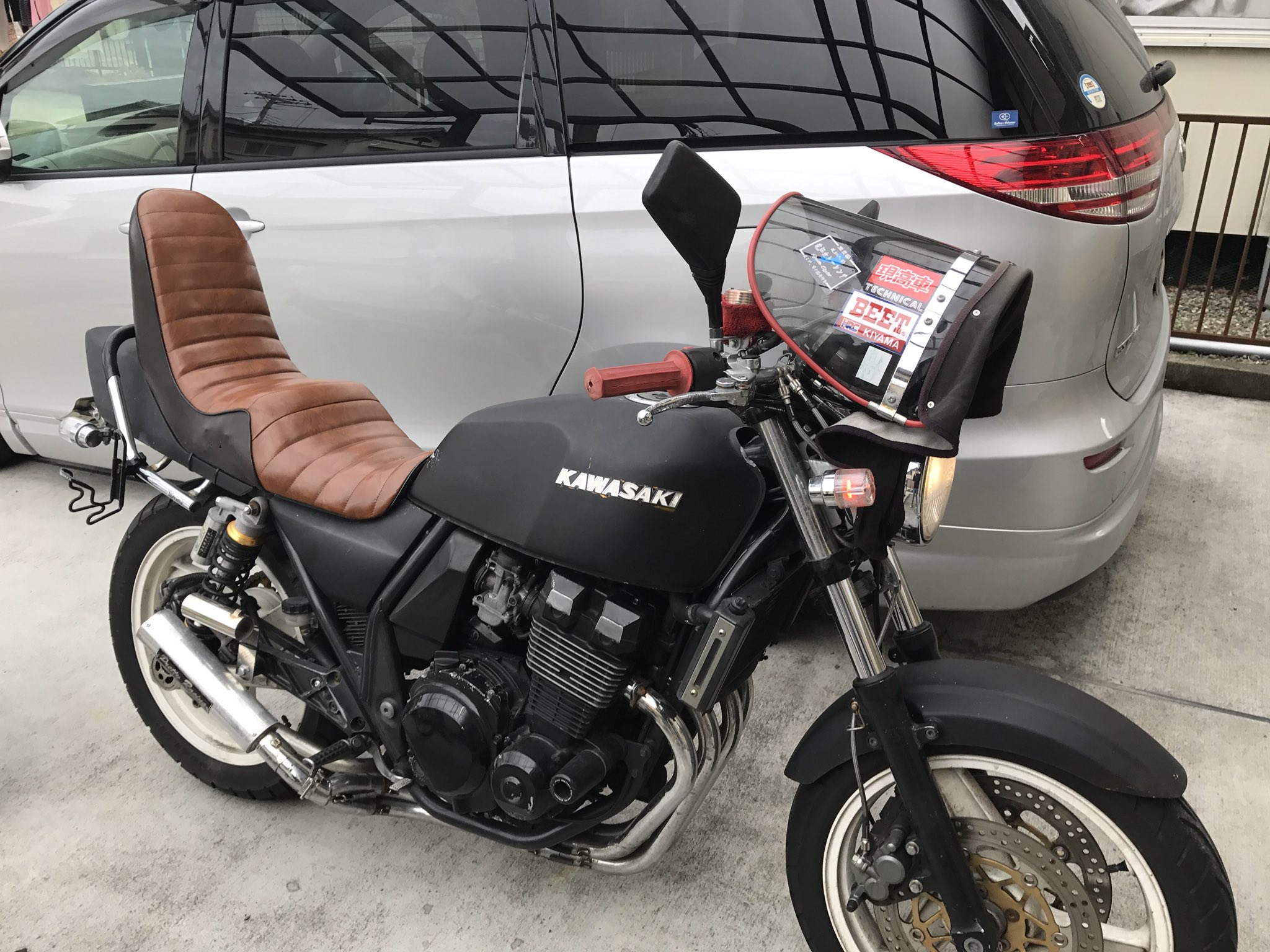XJR400R 後期 黒金 エナ60cm 三段シート/完成品3段 XJR400R 後期 黒金 エナ60cm 三段シート/完成品3段