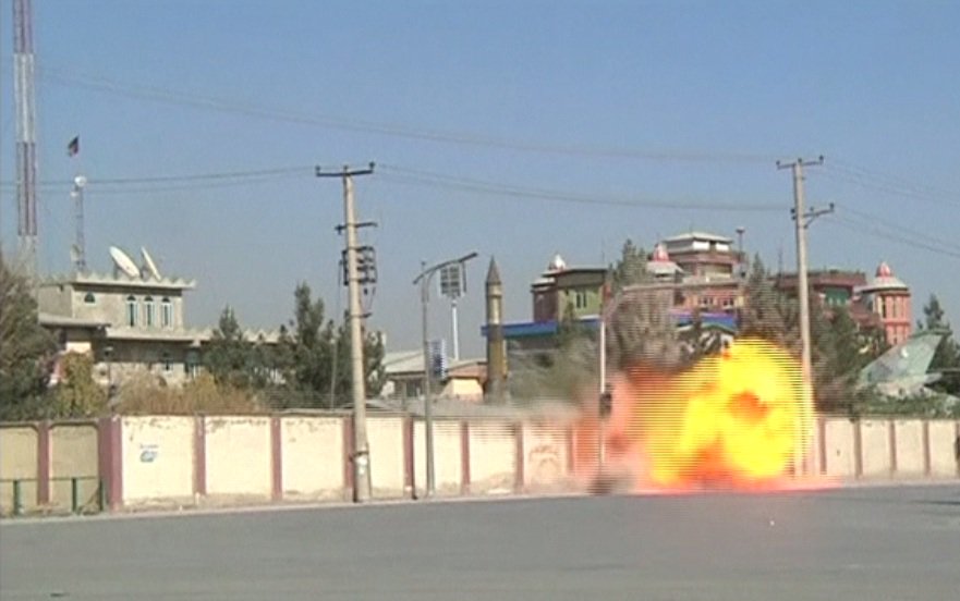 InterTVAZ's tweet photo. En Afganistán, 2 muertos y 20 heridos el saldo de un ataque terrorista en contra de una televisora de Kabul. https://t.co/Htqr9H6hme