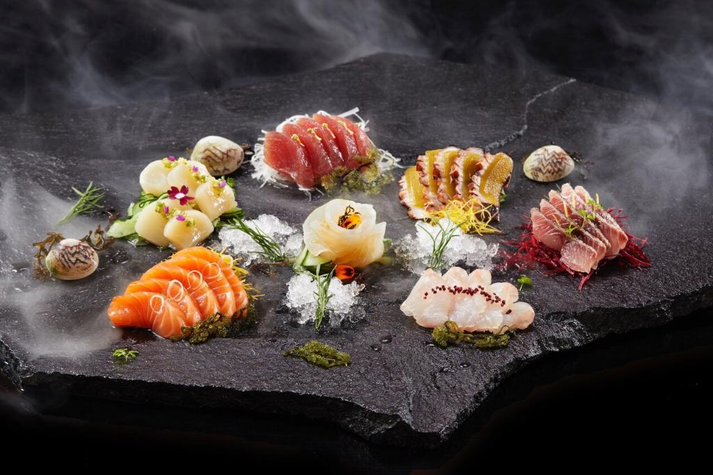henshinjakarta's tweet photo. Hajime platter - mix of salmon, scallop, tuna, octopus, hamachi and flounder
#BackToHenshin #sashimi #nikkei #jakartadining #TastyTuesday https://t.co/hIgL8xqTpE