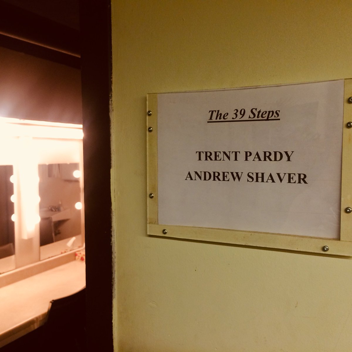 theandrewshaver's tweet image. Just a man and his muse.  #blessed #39StepsMtl @CentaurTheatre
