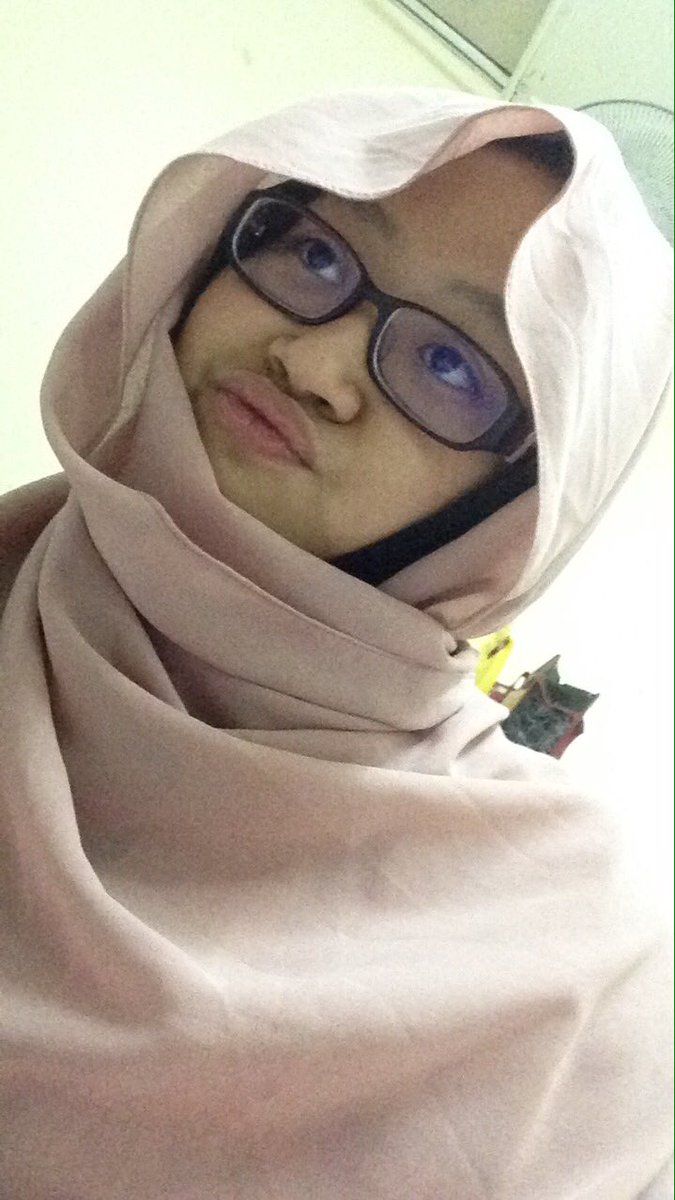 aeinpatawari's tweet photo. Me masa dinner: this coffee tahan at most 6 jam ja, lepas tu NGANTUK like for realss i'm not kidding

Me now: nope, i was wrong #hyperaf https://t.co/qV90AHGJMm