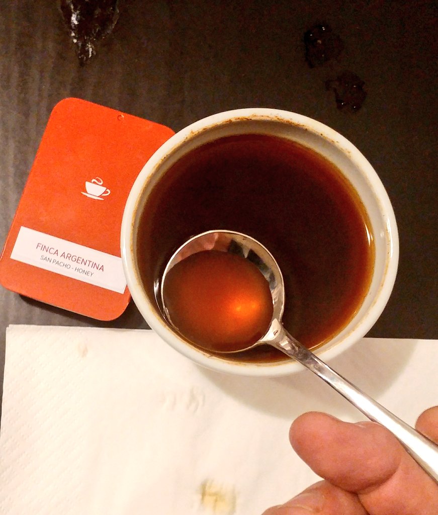 Interesting coffees cupped last night with 
<a href="/hasbean/">hasbean</a> &amp; <a href="/fincaargentina/">Alejandro Martinez</a> 
This one was killer!! 
#varietals #Hassbean #Elsalvadore