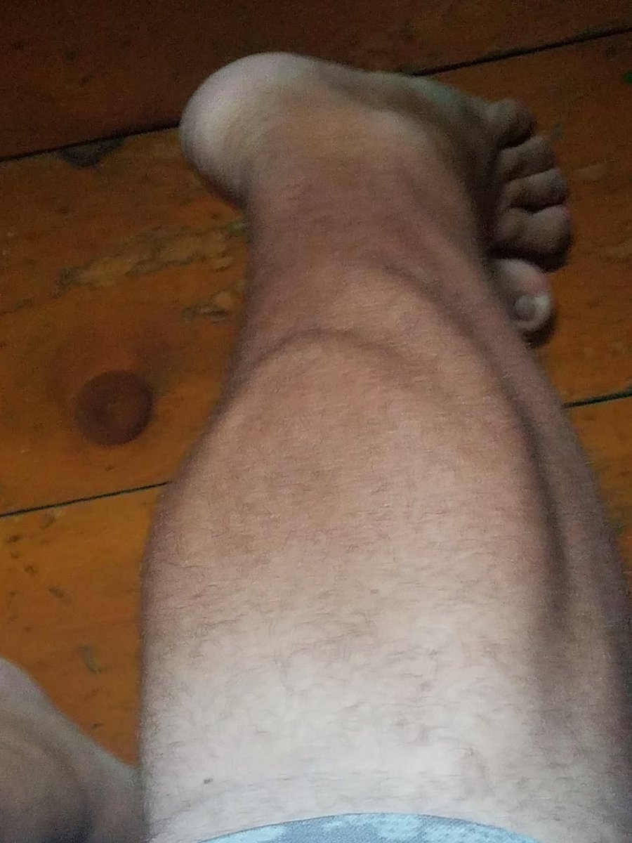 brettandlay's tweet photo. My wife Layla thinks my legs are 1 of my greatest assets what are ur thoughts #legflexing #calfmuscle #hadtoworkforthis #lustfullegs Rt and pound that like button and let us know what u think https://t.co/W69OQyNs3C