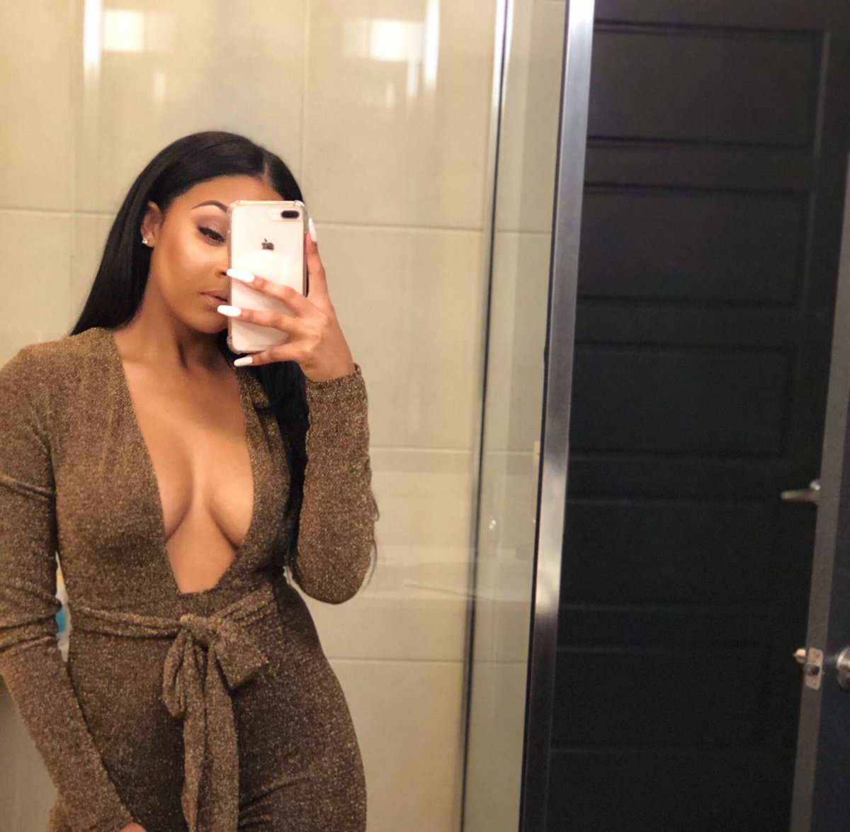 DollfaceeHaley's tweet photo. ✨@shoppoiyze✨ link in bio on instagram💜 https://t.co/JrK4FA2kCa