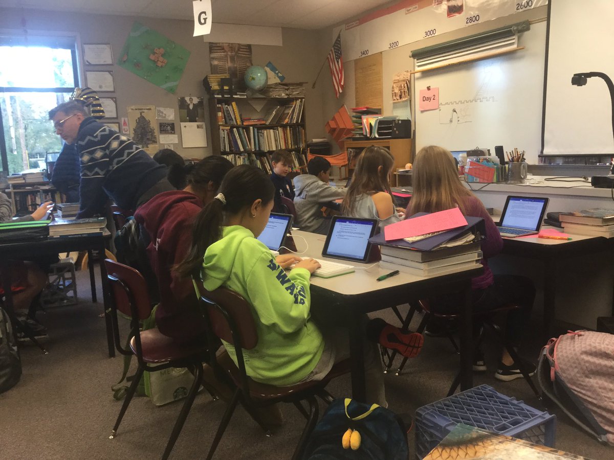 Islander_gators's tweet photo. Great time being a 6th grader for a day! #sofun #awesomestudents https://t.co/WigOETlf9Z