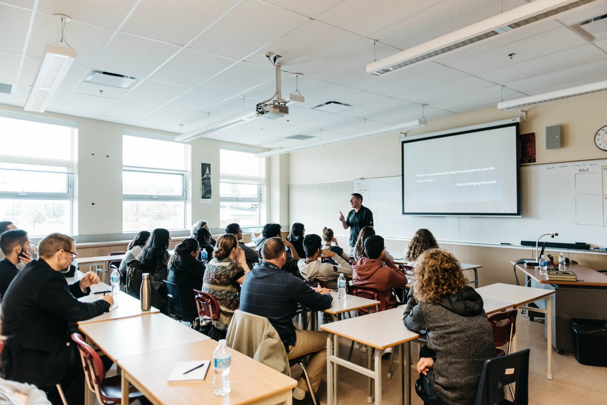 Thank you to everyone who attending the Character Canada Conference and help make the day so wonderful. 📷: flickr.com/photos/charact…
