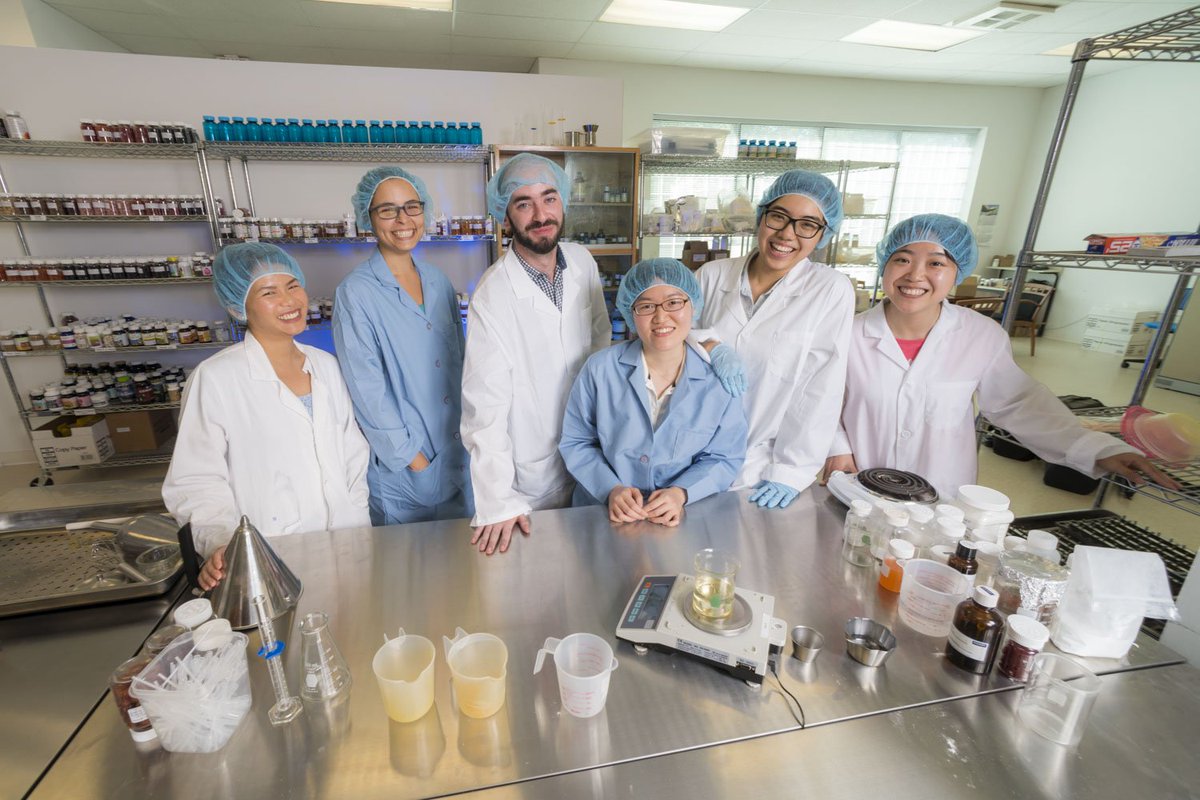 CanExportAwards's tweet photo. @herbalandgummie has been named a 2017 BC Export Awards finalist. To view the full list, visit https://t.co/X7P5no0IVh https://t.co/K3zkxjQ04r