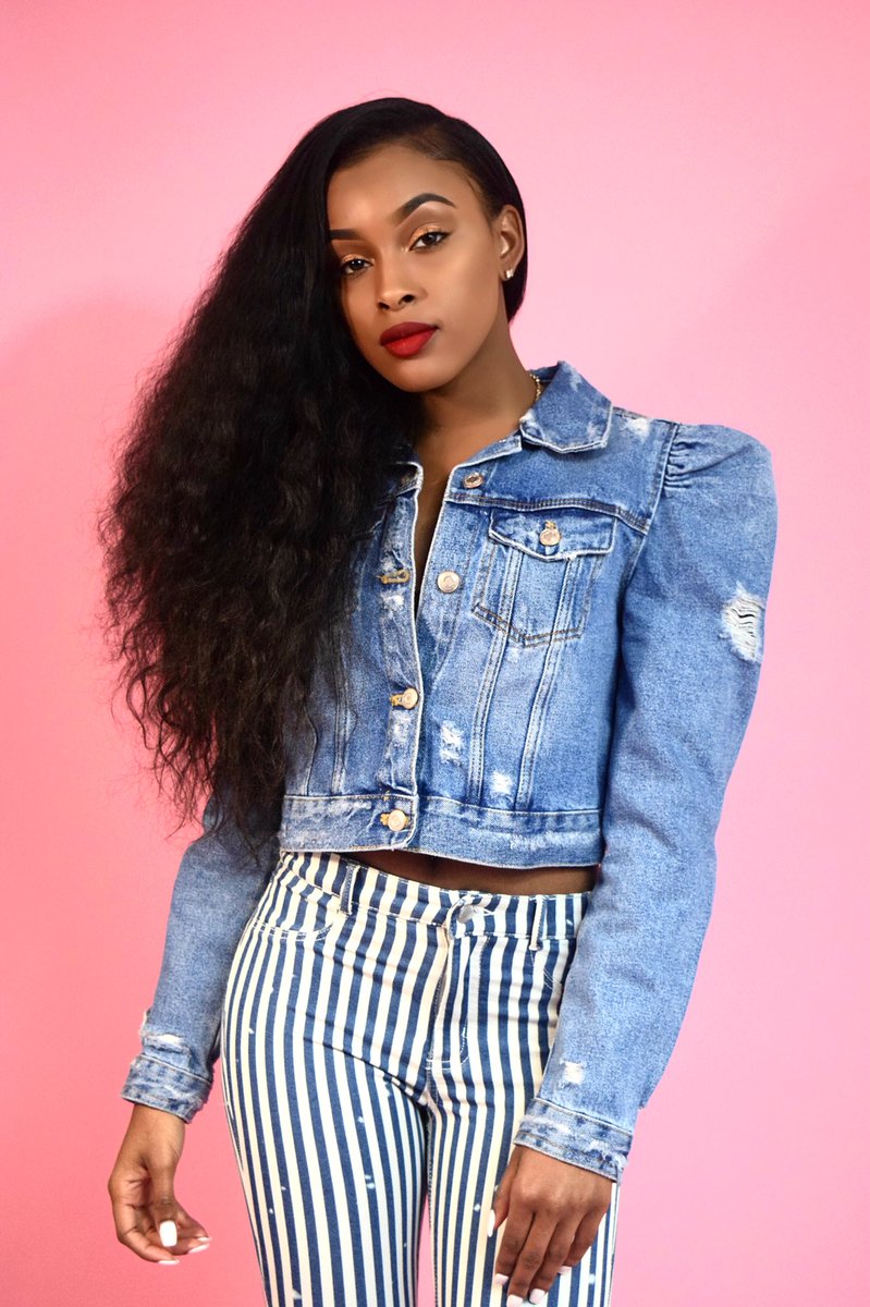 miylifestyle's tweet photo. Hi twitter my name is Samiyah Gaddy, I’m 19 &amp; I’ve decided I wanted to take modeling seriously. Pls help&amp;RT, my dream job could be out here! https://t.co/aNJlBfsfVH