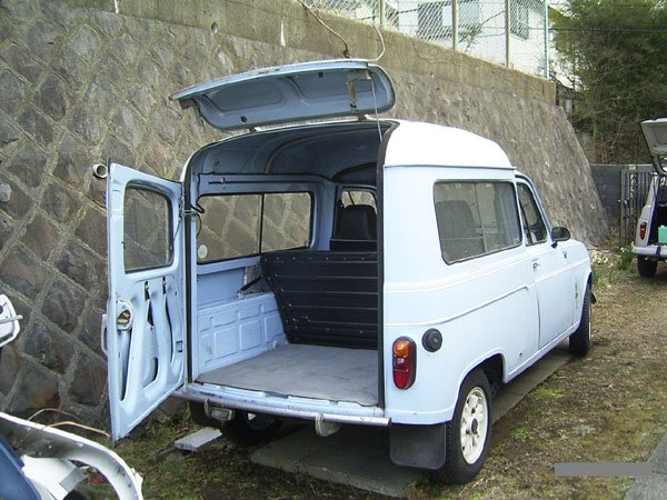 宮尾岳 No Twitter アオバ社用車のルノー エクスプレスは その前身に ルノー キャトル フルゴネット がある シトロエン2cvにも フルゴネットはあり この 後ろに無造作にハコ というのはフランスの伝統だね これは後半を好きにイジれる前輪駆動車だからこそ