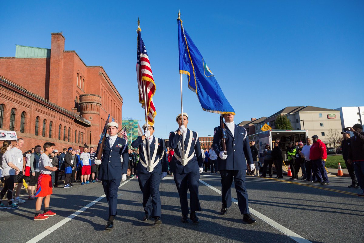 veteransinc1's tweet photo. Thank you for all the great support at #Run4Veterans. Photos taken by @JeffSlovinPhoto see more and the race results https://t.co/P9jo8bdqAh https://t.co/2Qr059mp33