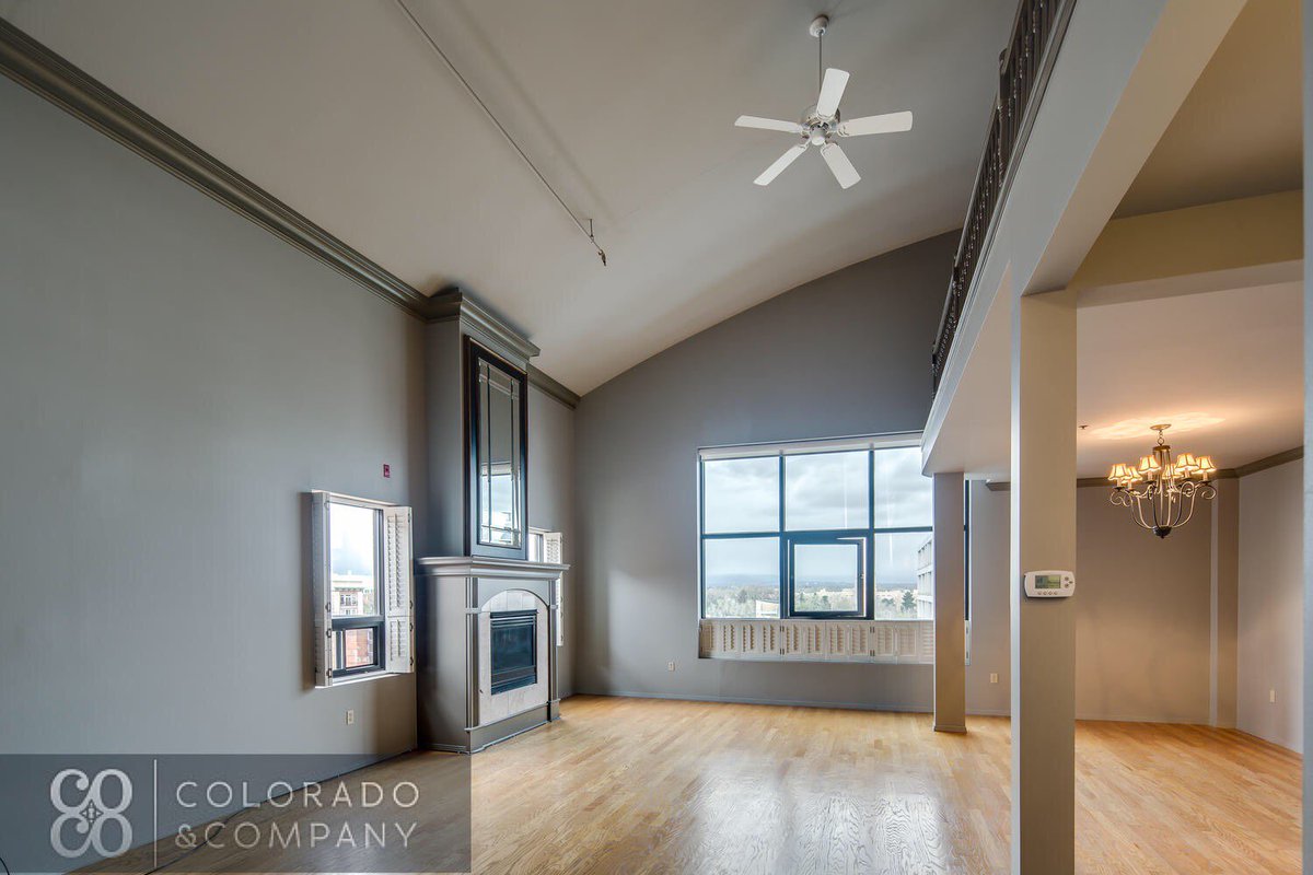 ColoradoCompany's tweet photo. Huge 2-BR Penthouse loft in Golden Triangle available for lease! https://t.co/utMoHPTy0W #DenverRealEstate #LuxuryRentals #DowntownDenver https://t.co/4nhmIHOHtz