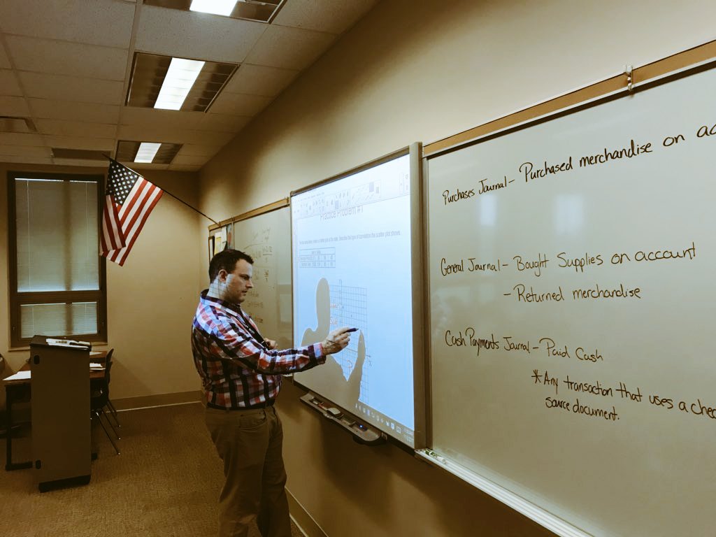 realjaredmackey's tweet photo. Here I am teaching my students valuable lessons in Accounting. They're so lucky to have me in their lives. https://t.co/6nIJ7EqgLo