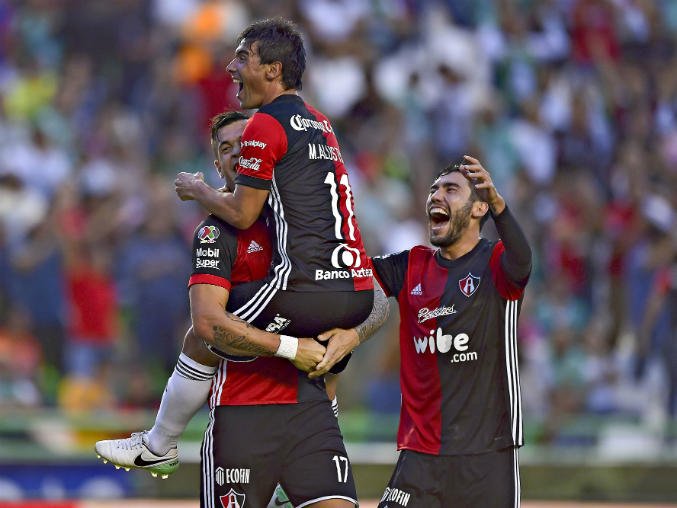 AmigosAtlasFC's tweet photo. Entre estos tres hombres, se encuentra el 68 % de los goles totales de Atlas en el torneo (7 Milton, 5 Matías y 3 Vigón). https://t.co/KGpGckj5av